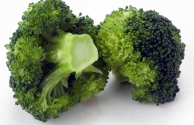 THE BENEFITS OF EATING BROCCOLI
